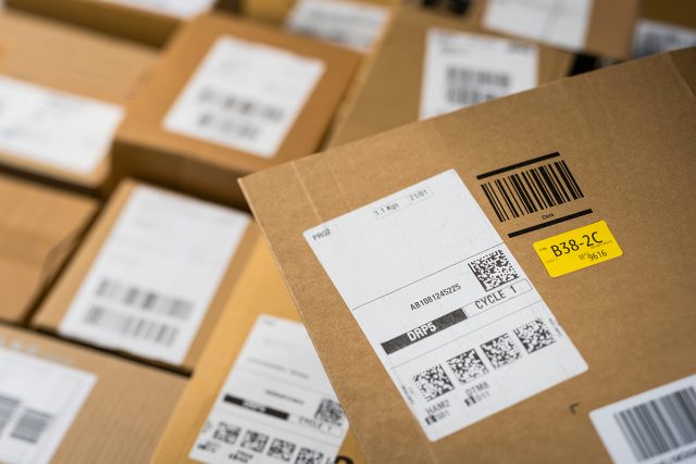 BASF ha desarrollado nuevos adhesivos para etiquetas que ya no interfieren con el reciclaje de papel y cartón